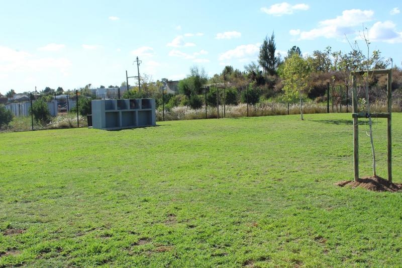 To Let 2 Bedroom Property for Rent in Paarl South Western Cape